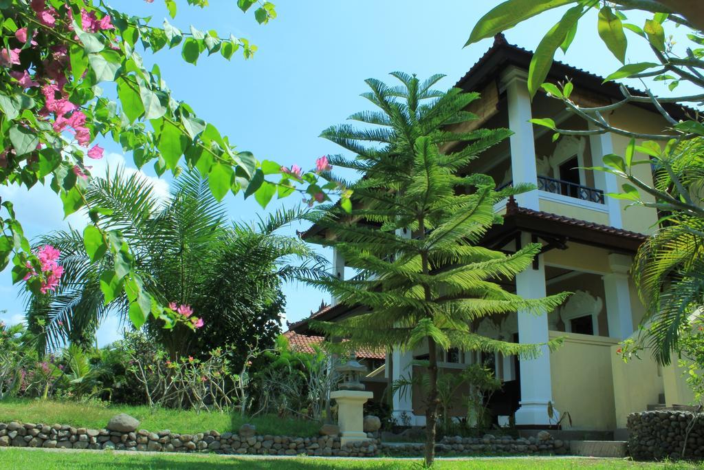 Mans Cottages & Spa Pemuteran  Exterior photo