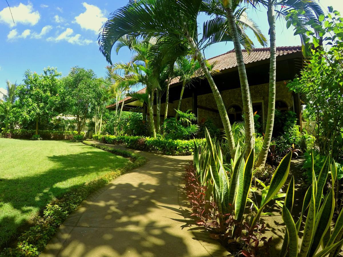 Mans Cottages & Spa Pemuteran  Exterior photo